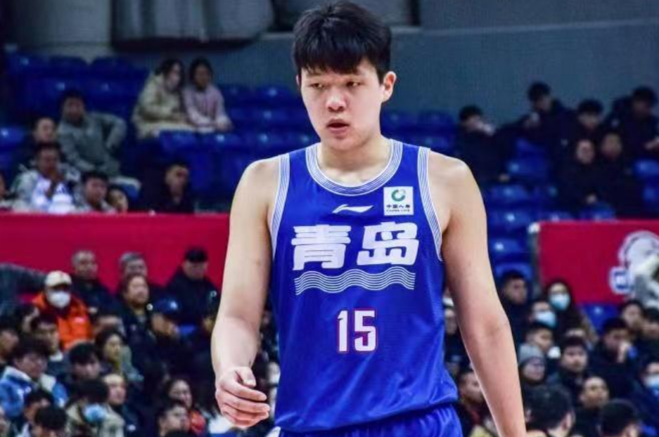 浙江男篮实力雄厚，连胜冲击前列