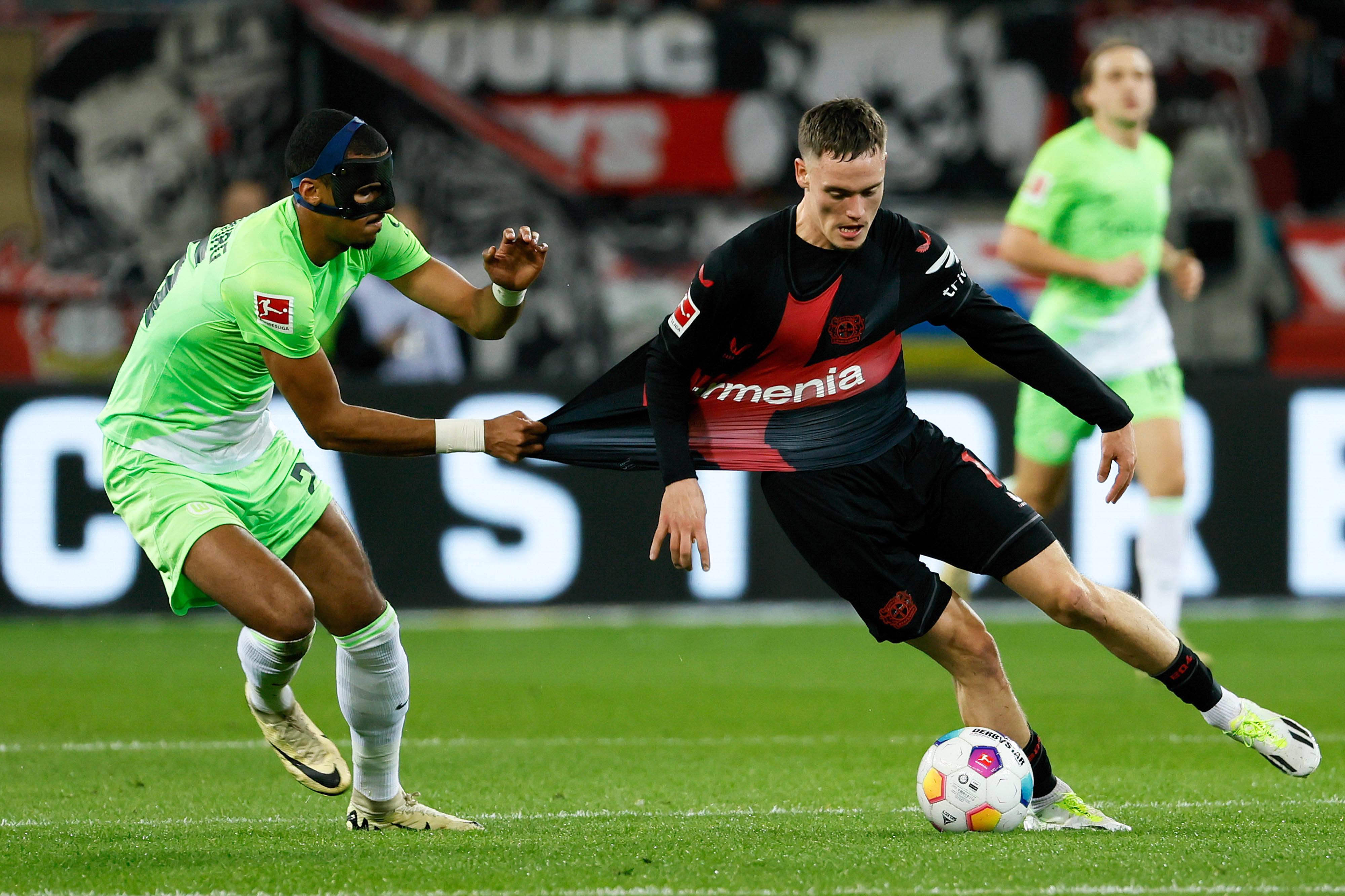 勒沃库森防守疲软，挑战德甲前四之路的简单介绍