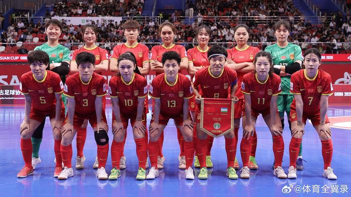 包含乌兹别克斯坦队伍轻松晋级，保持连胜的词条