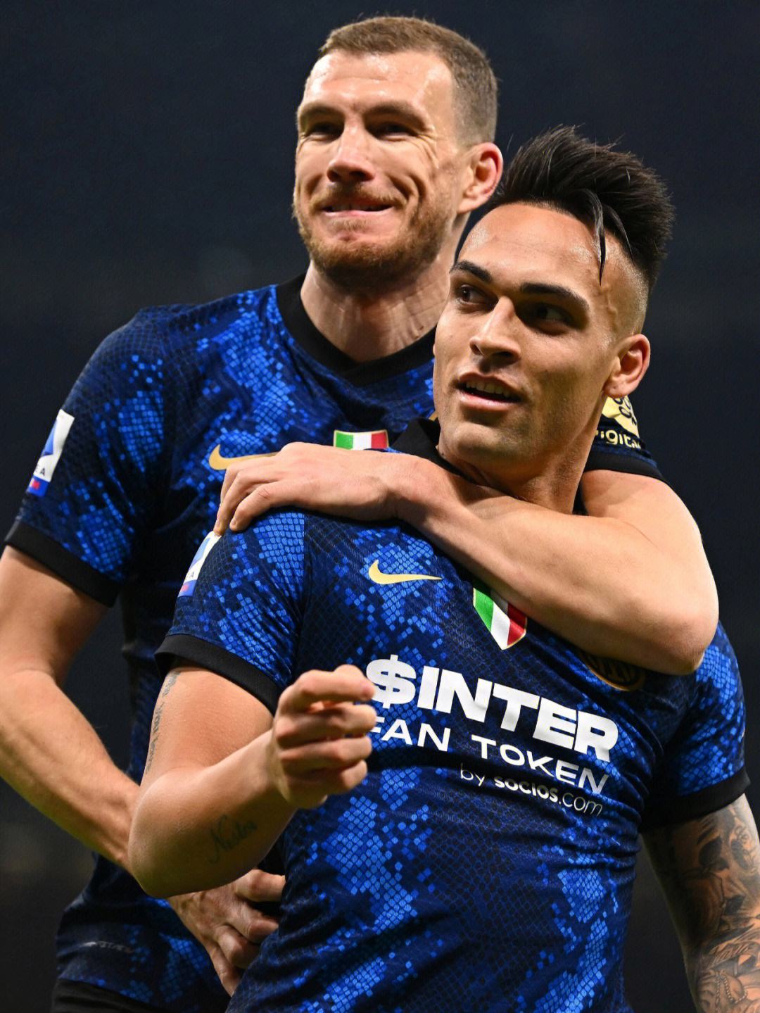 包含帕尔马客场大捷，击败桑普多利亚的词条