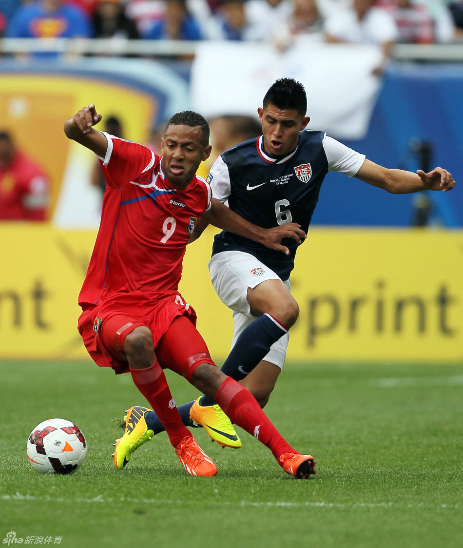 美洲杯半决赛胜利帮助球队晋级