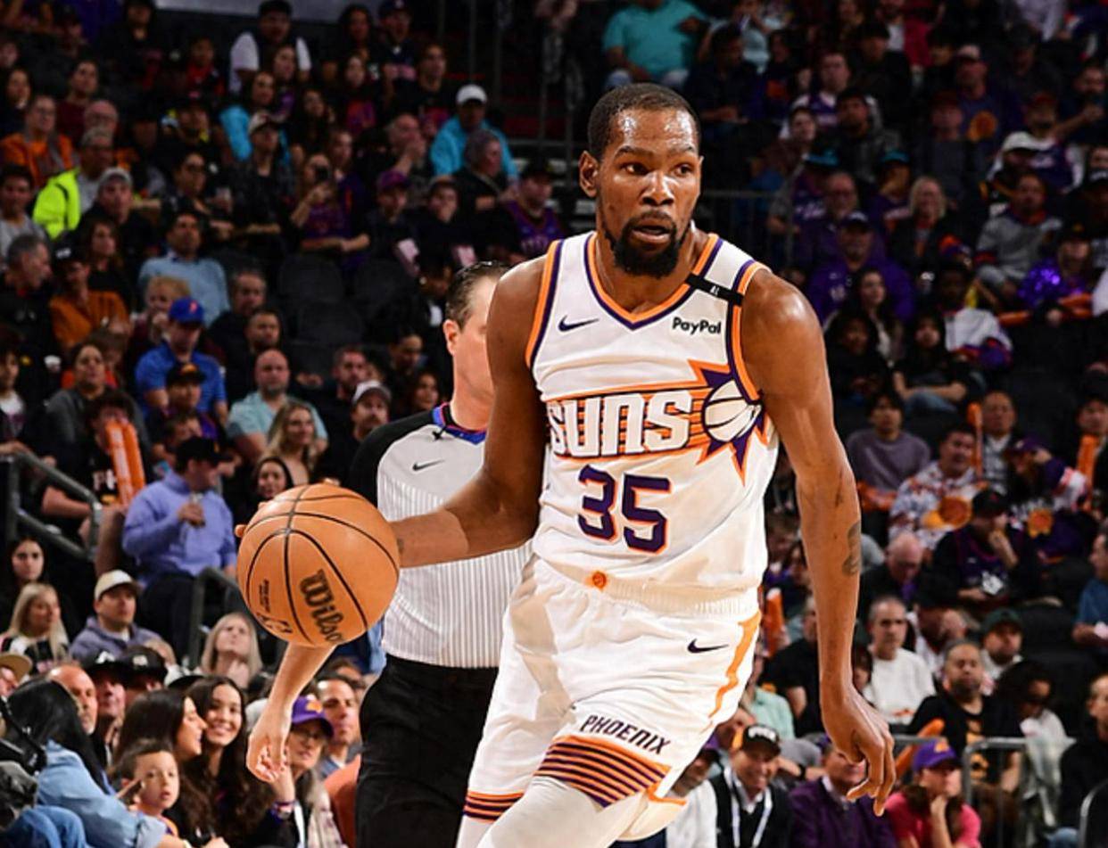 太阳客场大胜国王，布克助攻精准表现的简单介绍