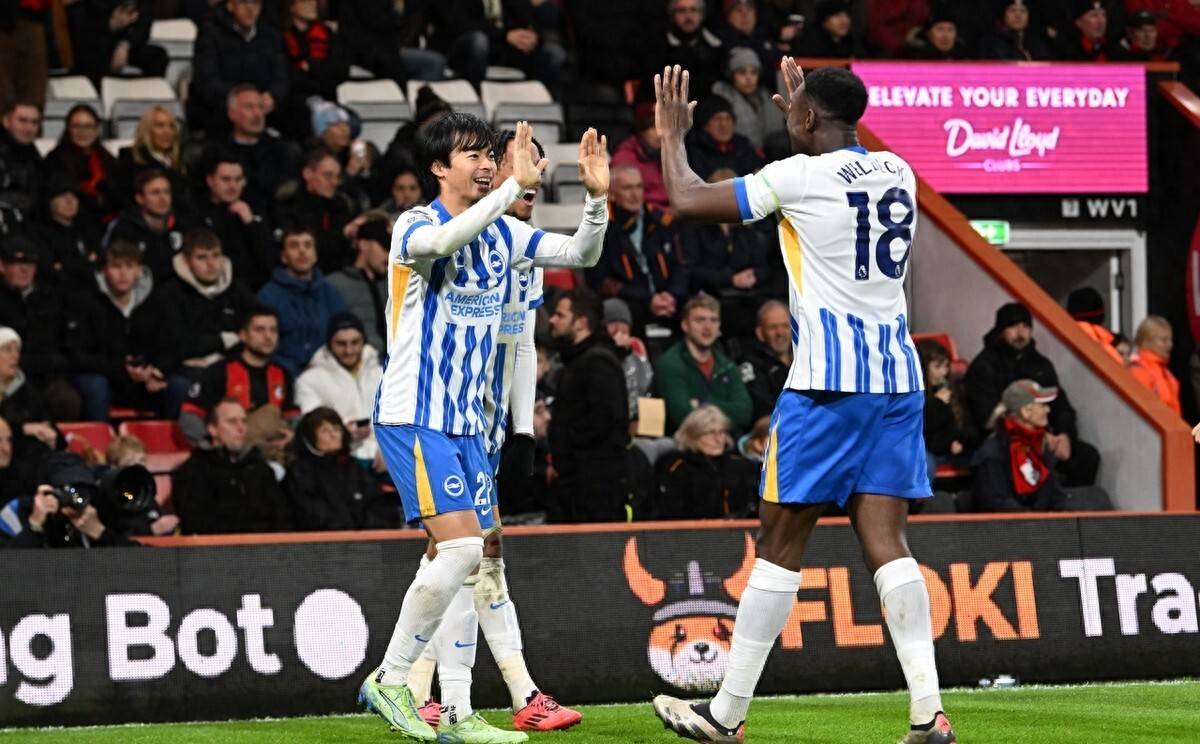 包含埃弗顿客场输给南安普顿，战绩不佳的词条