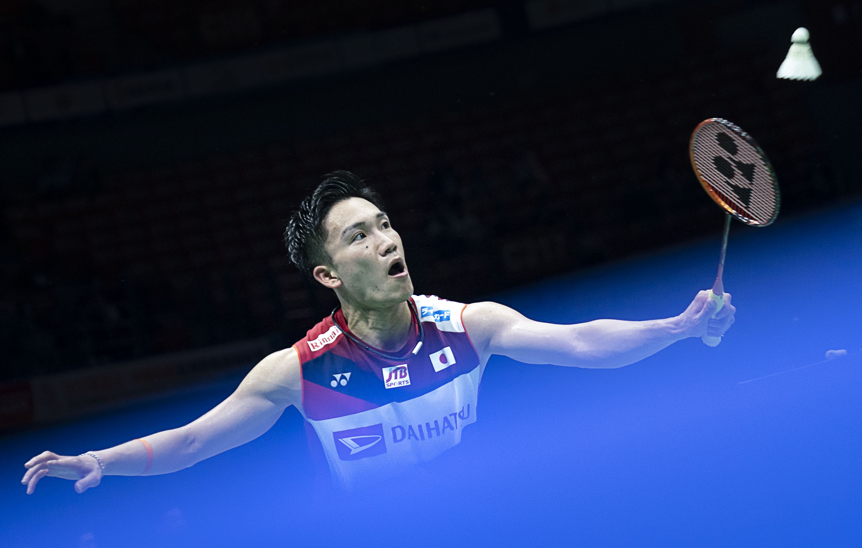 中国羽毛球队完胜法国羽毛球队，桃田贤斗统治全场的简单介绍