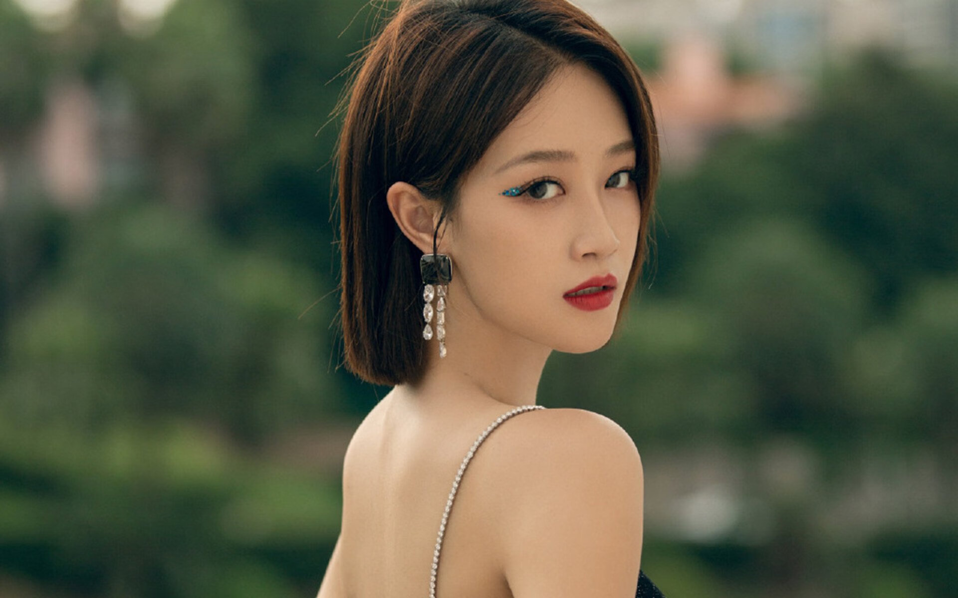 橙衣防线铸就冷门,范戴克,年度焦点战的绝对主宰