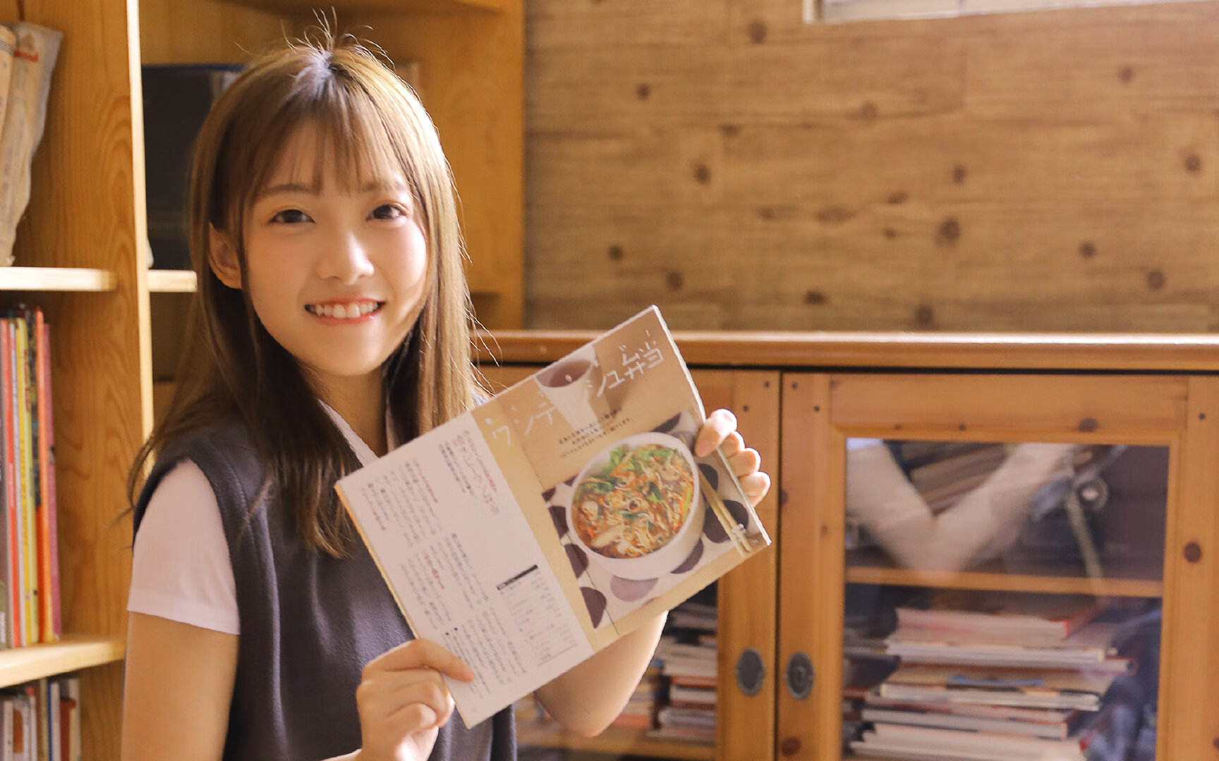 压力下的辉煌，迪马利亚爆发与喀麦隆对阵波兰的足球启示