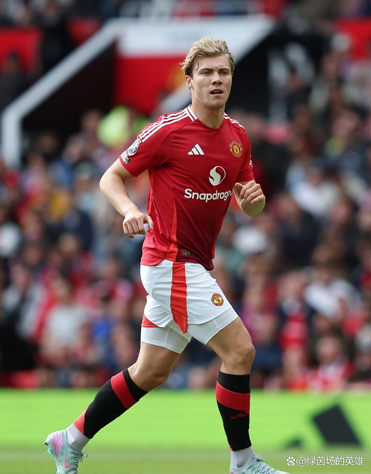 荷兰对阵土耳其，弗拉霍维奇在焦点战证明自己