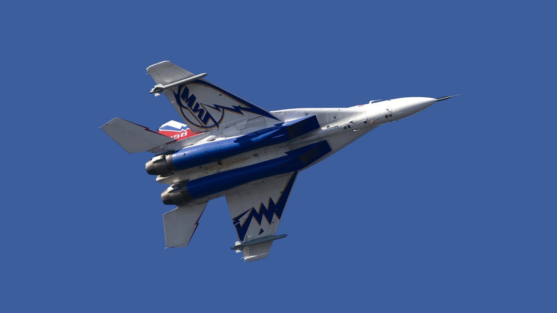 翻越高墙,魔术青年军淘汰76人,叩响季后赛新秩序的大门