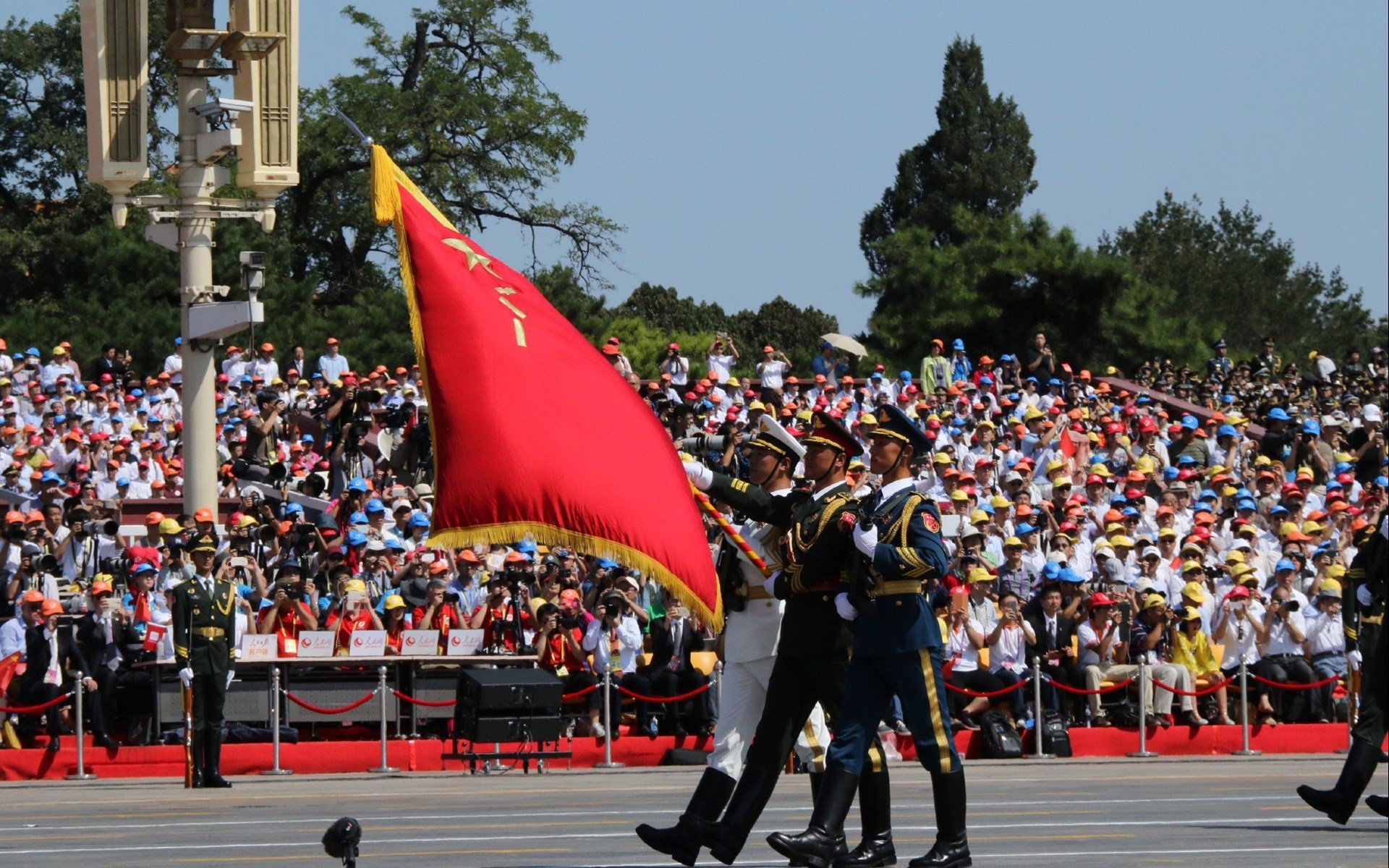 开云体育APP下载-雄鹿巨蹄踏碎萨城，武切维奇导演逆转好戏
