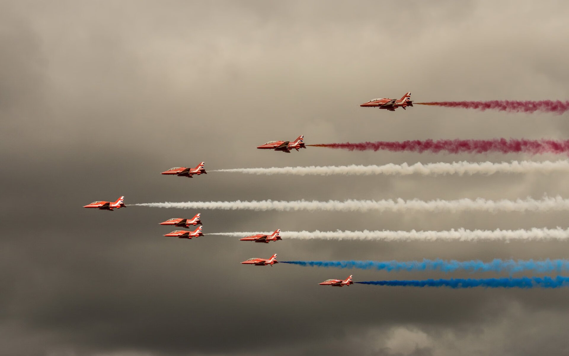 开云体育官网-铁血消逝与皇权交接，当爵士制霸活塞遇见詹姆斯奥运封神